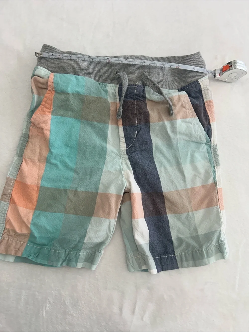 GAP Kids Drawstring Hat in Gray with Pastel Stripe Panels